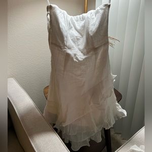 White strapless dress